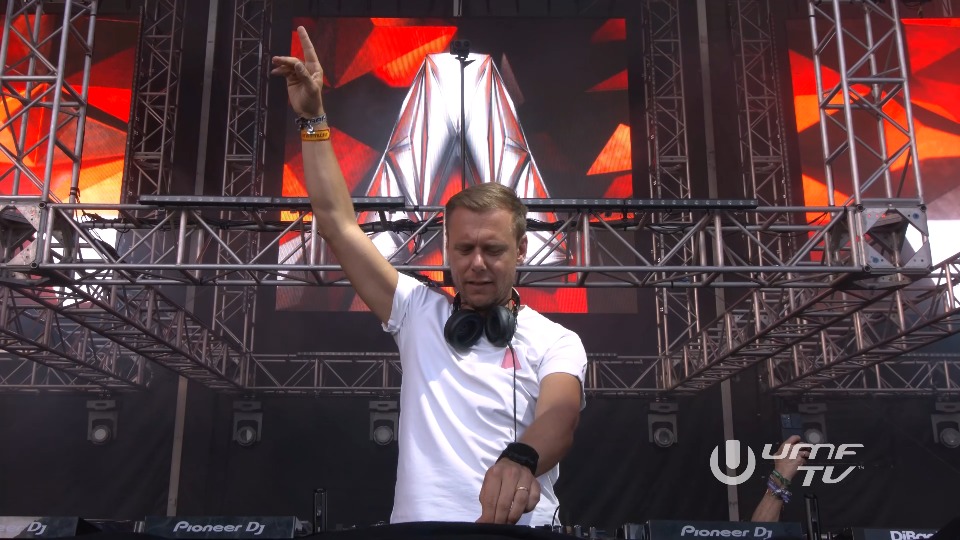 [4K] Armin van Buuren Ultra Music Festival Miami 2022 [WEB 2160P 8
